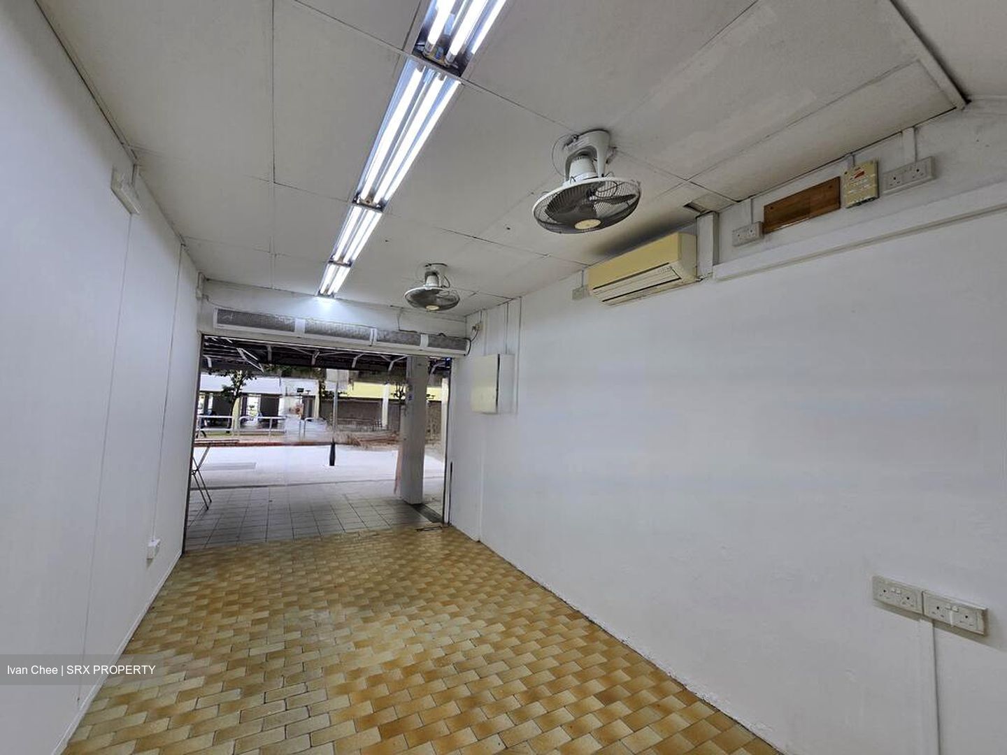 Yio Chu Kang View (D20), Shop House #454262061